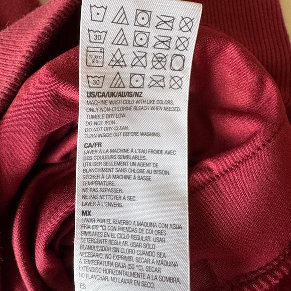 Kirkland Signature Womens Cozy Long Sleeve Sweatshirt Burgundy Sz Large Pockets - Picture 6 of 13